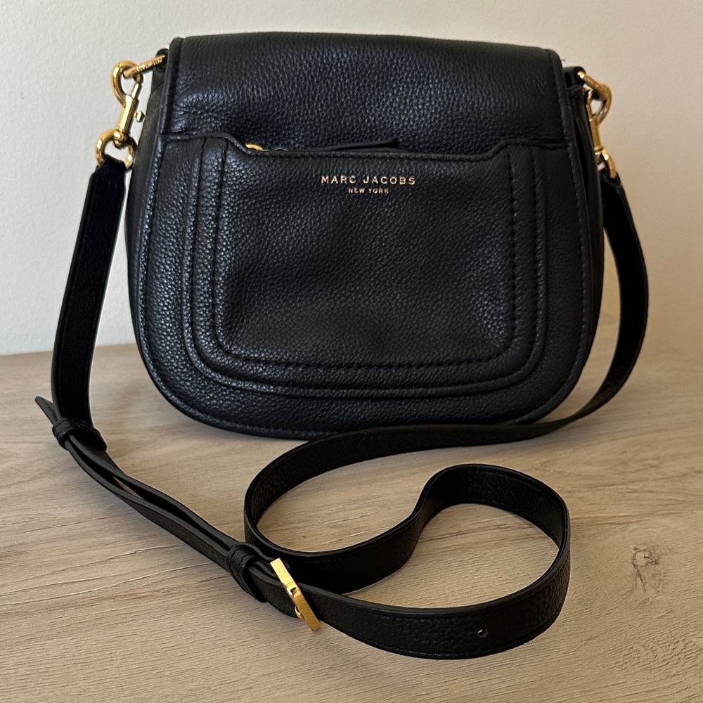 Marc Jacobs Black Pebbled Leather Crossbody Bag